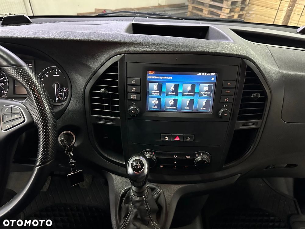 Mercedes-Benz VITO - 18