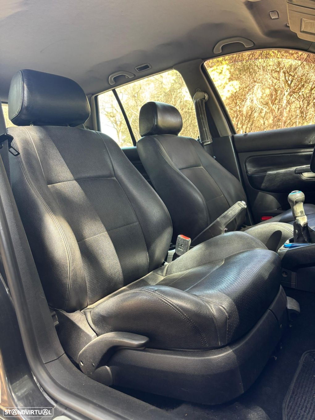 VW Golf 1.9 TDi Highline - 8