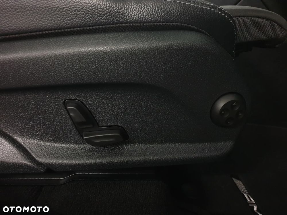 Mercedes-Benz GLC 300 de 4Matic 9G-TRONIC AMG Line Plus - 33