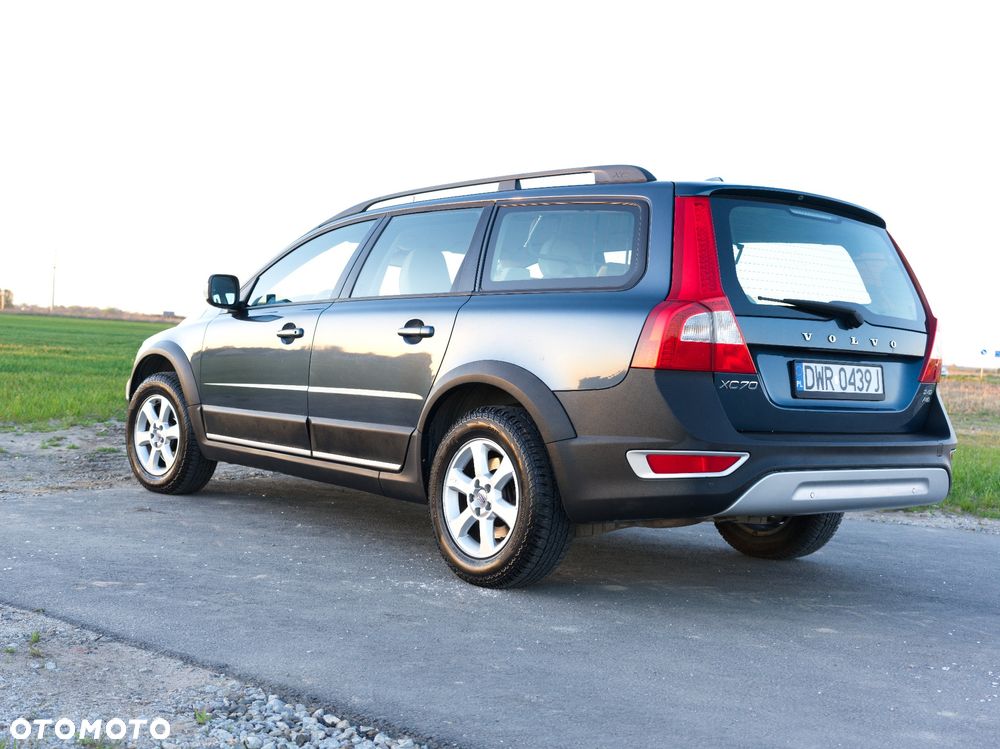Volvo XC 70 2.4D AWD Momentum - 14