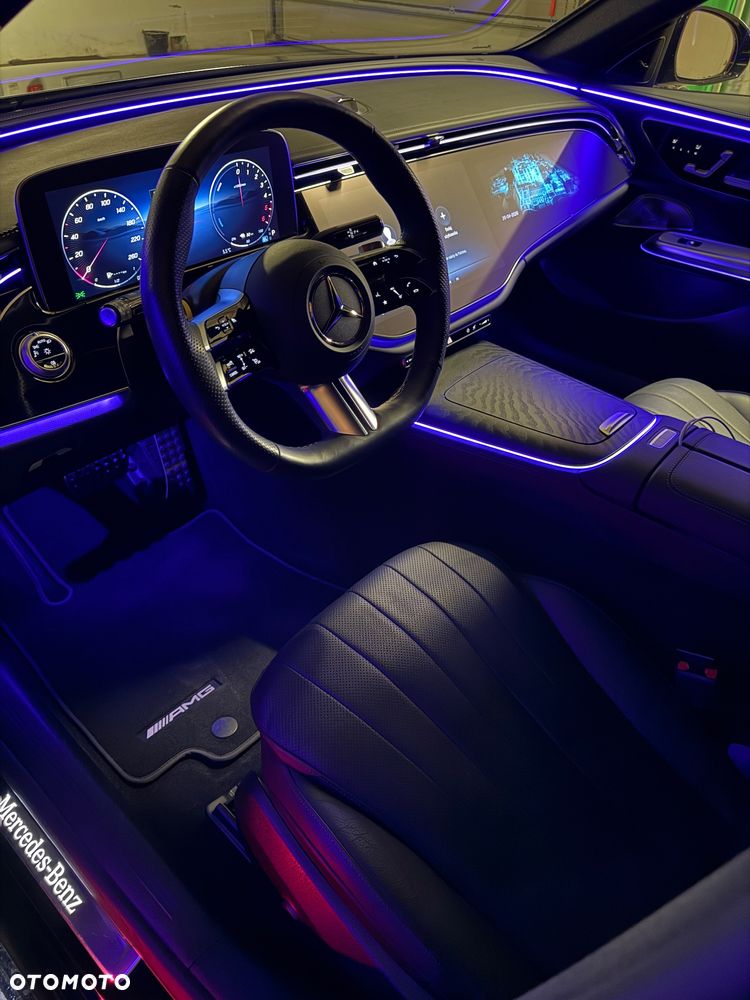 Mercedes-Benz Klasa E 300de 4Matic 9G-TRONIC AMG Line NIGHT Edition - 9