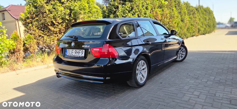 BMW Seria 3 318d DPF Edition Exclusive - 13