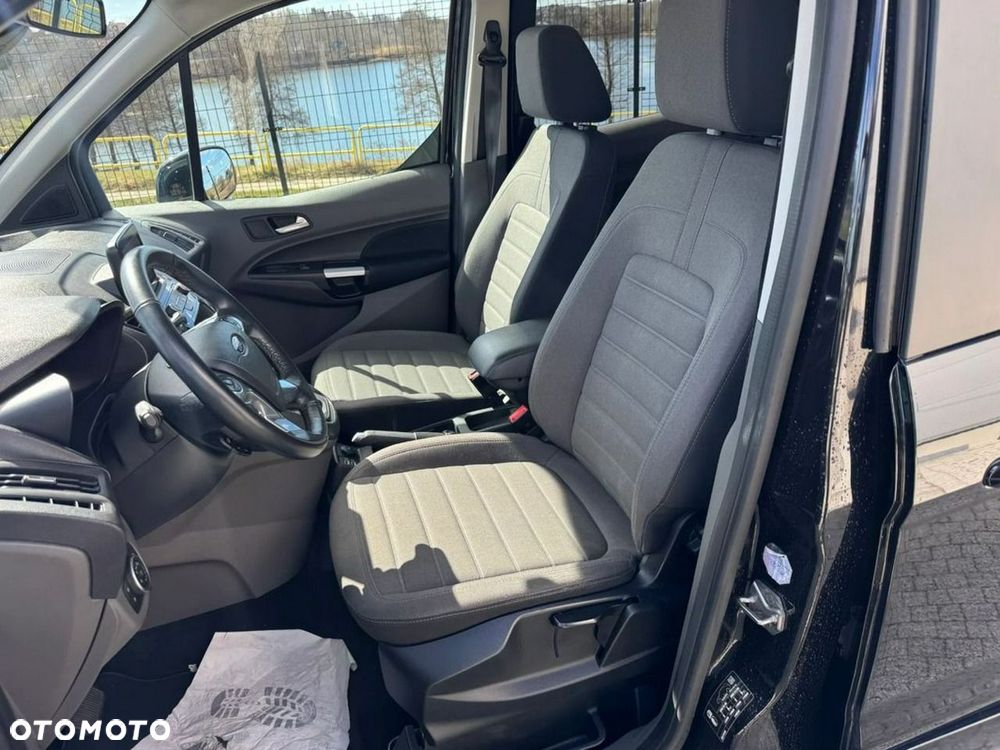 Ford Tourneo Connect Grand - 11