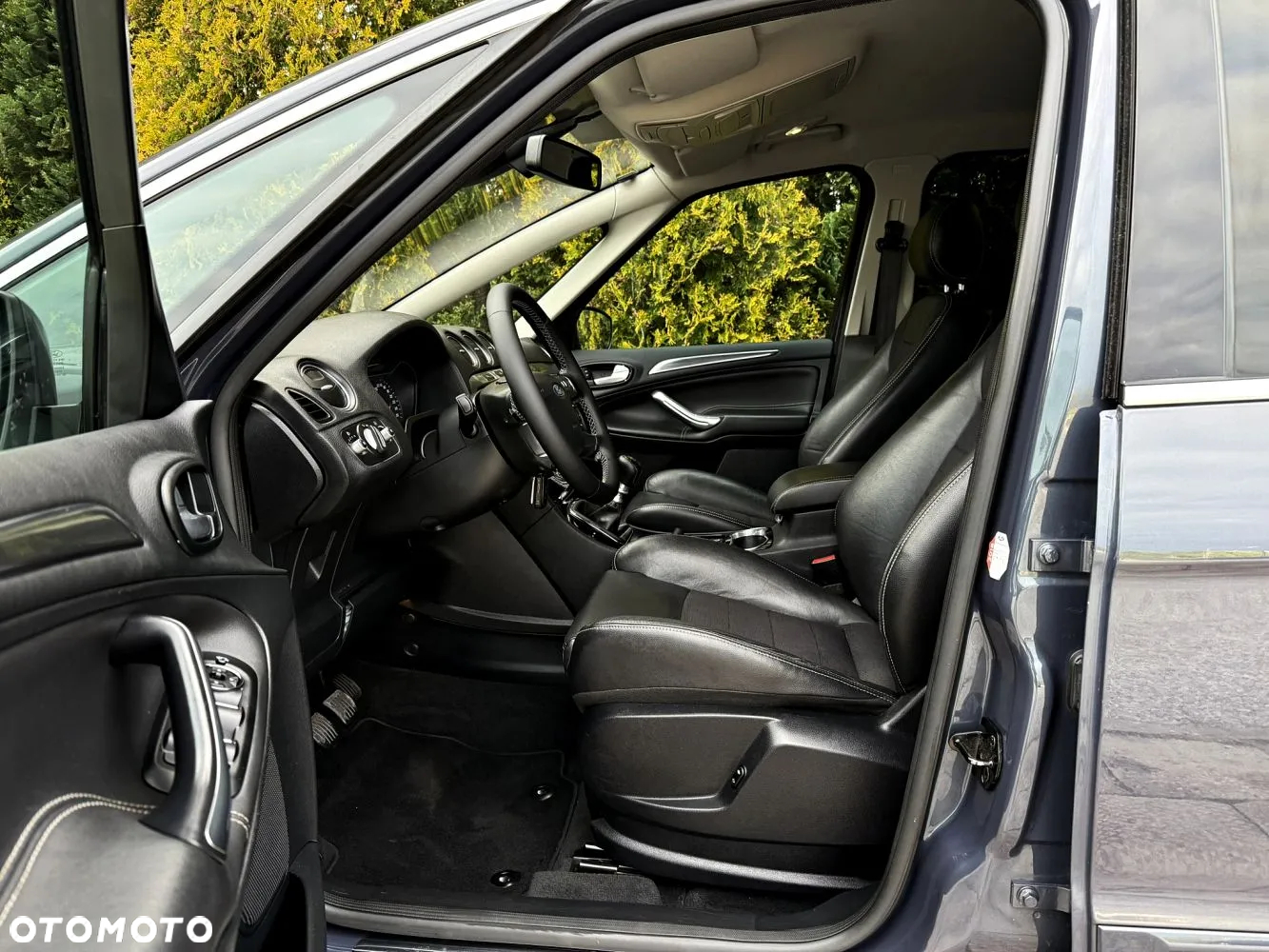 Ford S-Max - 22