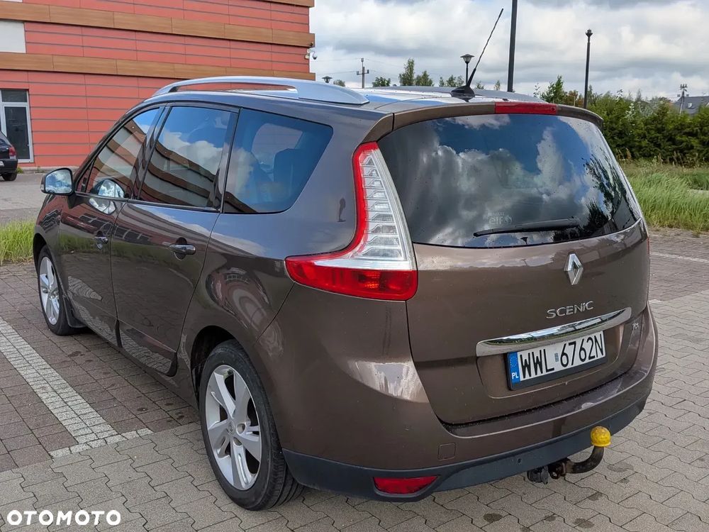 Renault Grand Scenic 2014 photo 2
