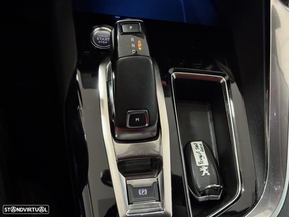 Peugeot 5008 BlueHDI 130 EAT8 Allure - 32