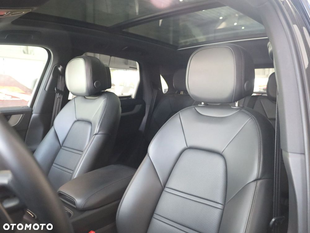 Porsche Cayenne - 15