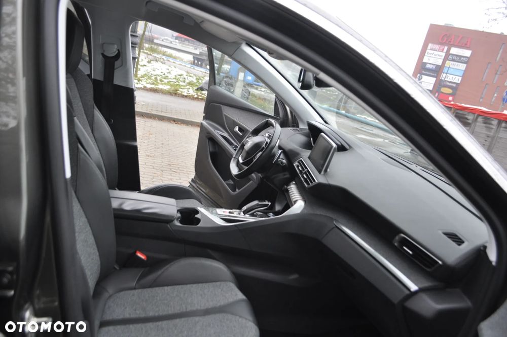 Peugeot 3008 1.6 THP Allure S&S EAT6 - 22