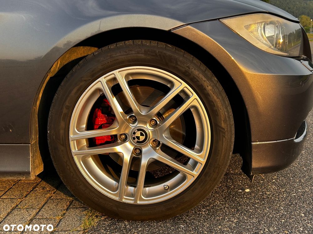 BMW Seria 3 320d - 12