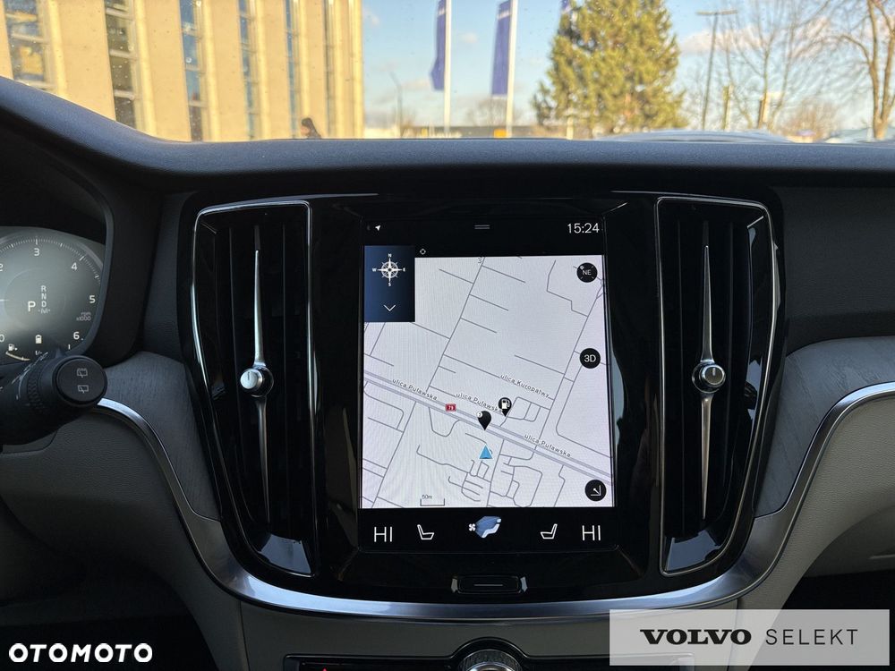 Volvo V60 Cross Country - 22