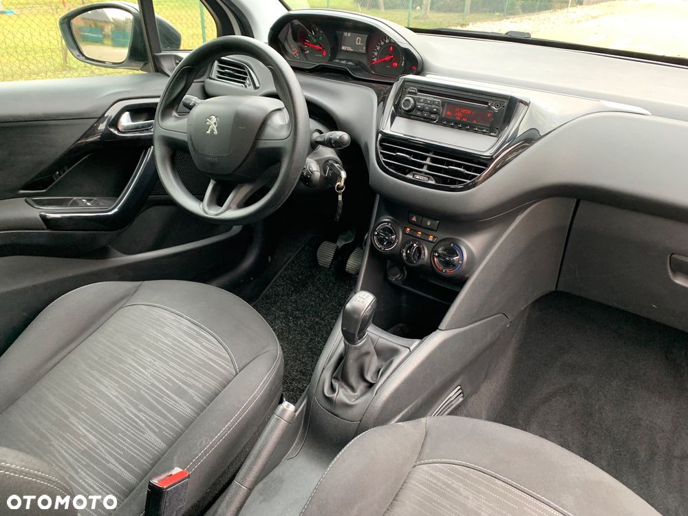 Peugeot 208 HDi 68 Like - 8