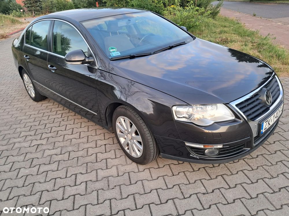 Volkswagen Passat 1.4 TSI Comfortline - 1