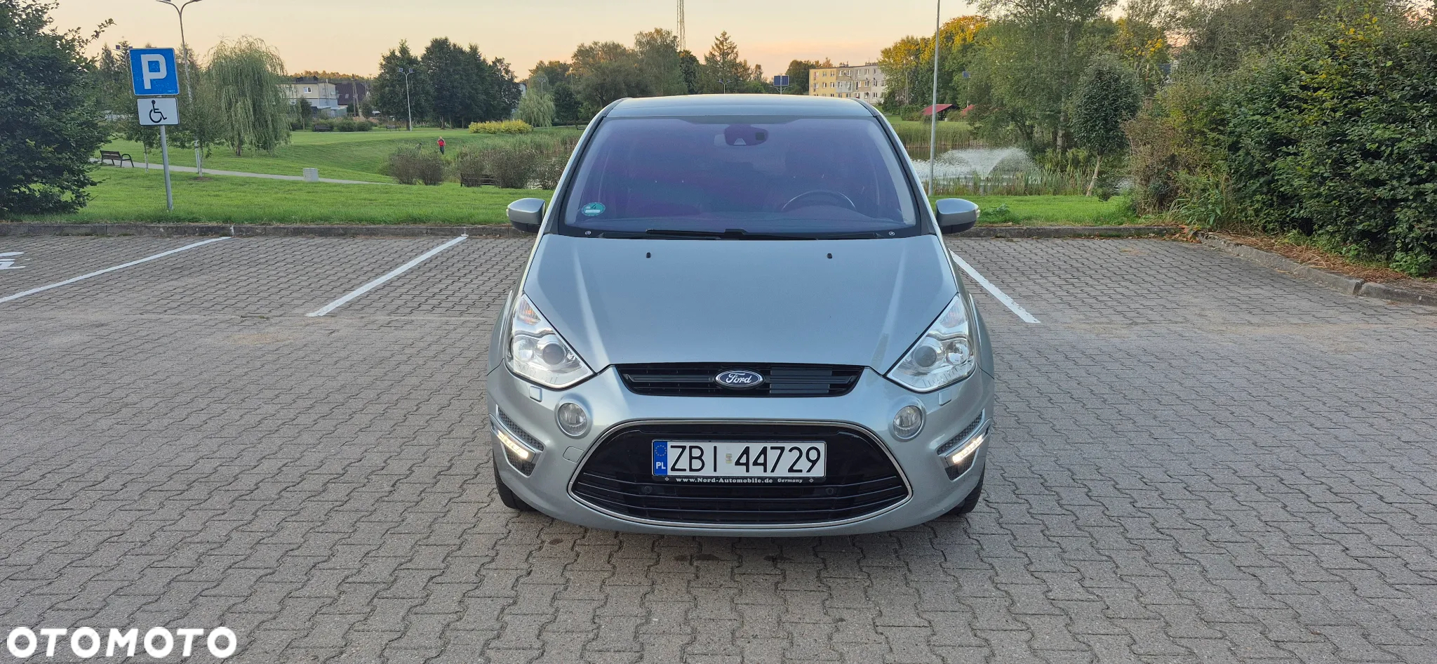 Ford S-Max 2.0 TDCi DPF Titanium - 2