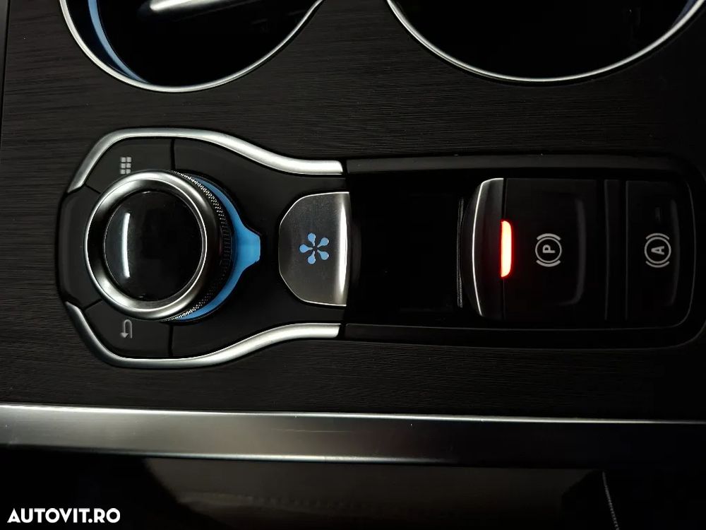 Renault Talisman Blue dCi EDC Initial Paris - 24