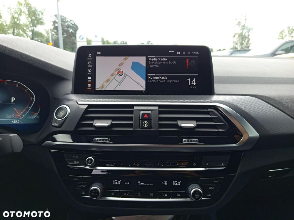 BMW X4 - 16