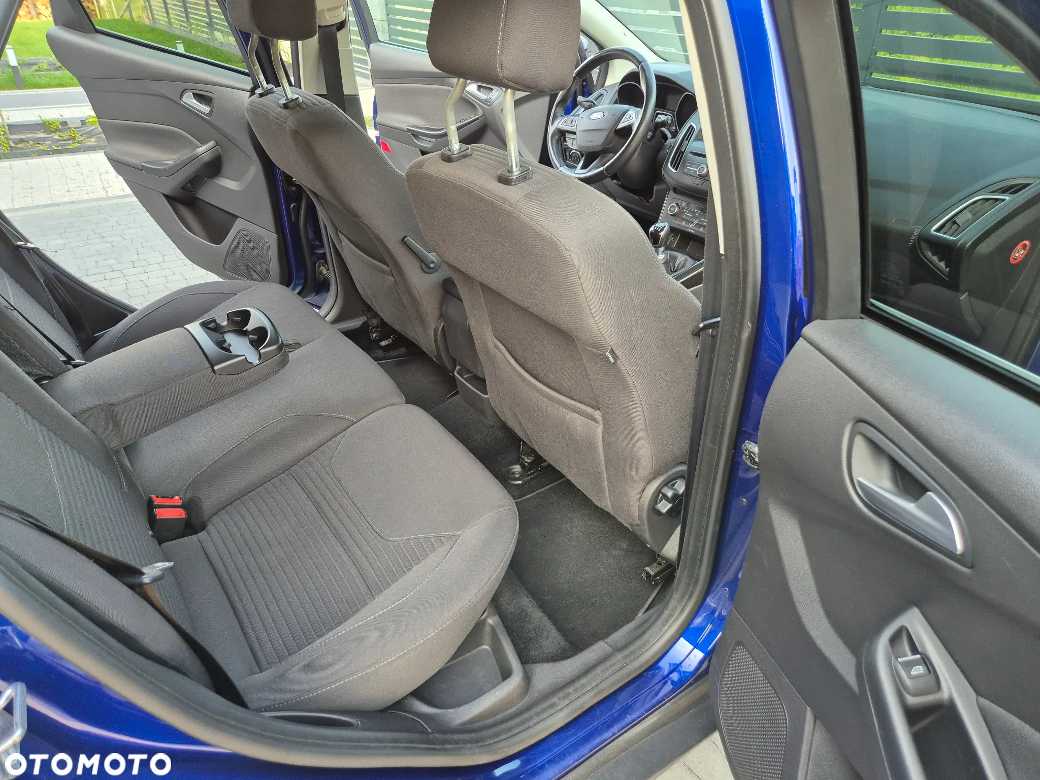 Ford Focus 1.0 EcoBoost Start-Stopp-System TITANIUM - 32