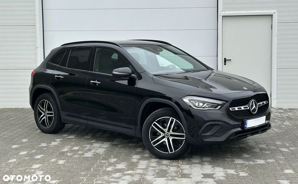 Mercedes-Benz GLA 200 4-Matic Progressive - 9