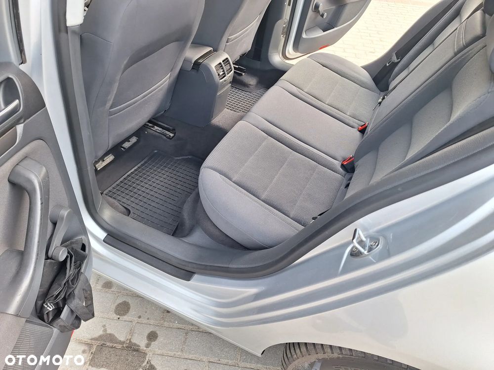 Volkswagen Golf 1.6 FSI Automatik Goal - 14