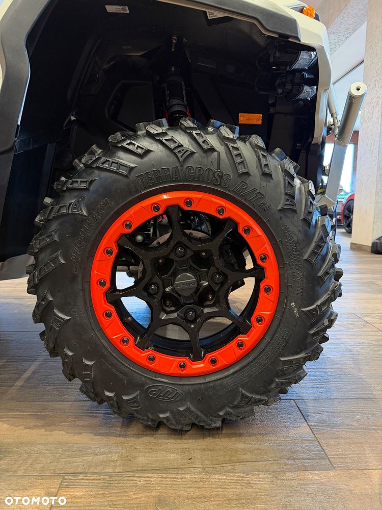 Can-Am Outlander - 21