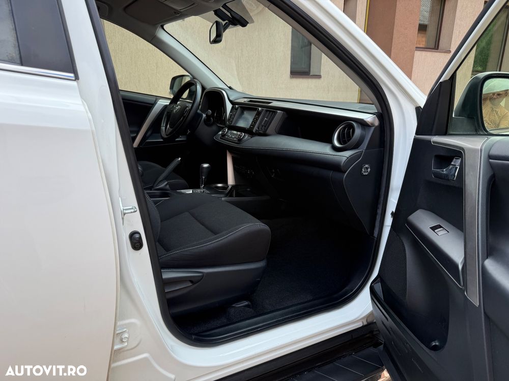 Toyota RAV4 - 21