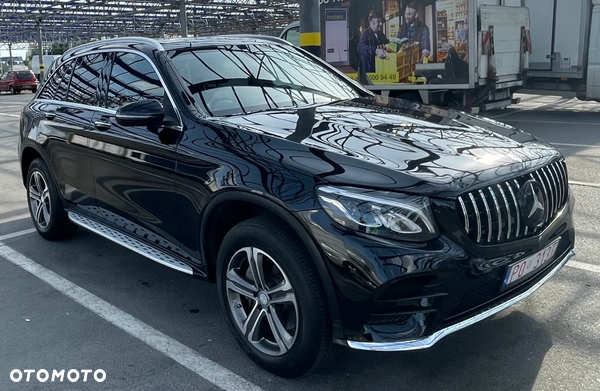 Mercedes-Benz GLC 300 4Matic 9G-TRONIC AMG Line