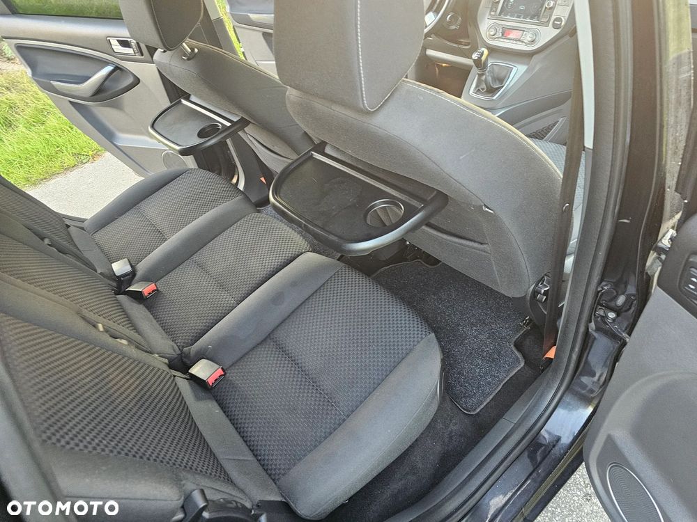 Ford Focus C-Max - 16