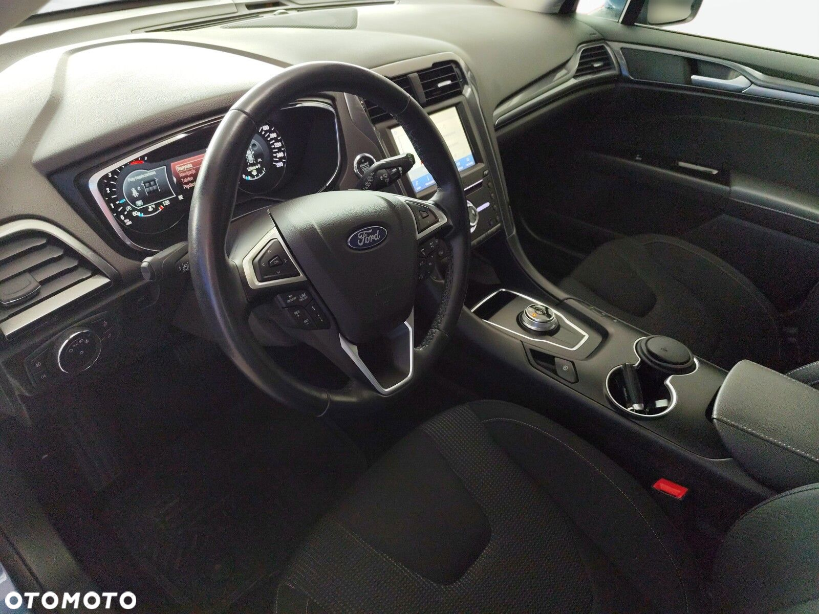Ford Mondeo - 9