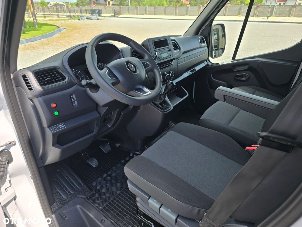 Renault MASTER CHŁODNIA 8 PALET Carrier XARIOS -29*C +29*C 230V STACJONARNE PODŁĄNCZENIE TYLN OŚ BLIŻNIACZA WZMOCNIONA SALON POLSKA 65Tyś km SERWIS ASO RENO DO OSTATNIEGO Km GWARANCJA BOGATA OPCJA WYPOSAŻENIA LEDY HALOGENY TEMPOMAT FOTEL KIEROWCY PNEŁMATYCZNY - 34