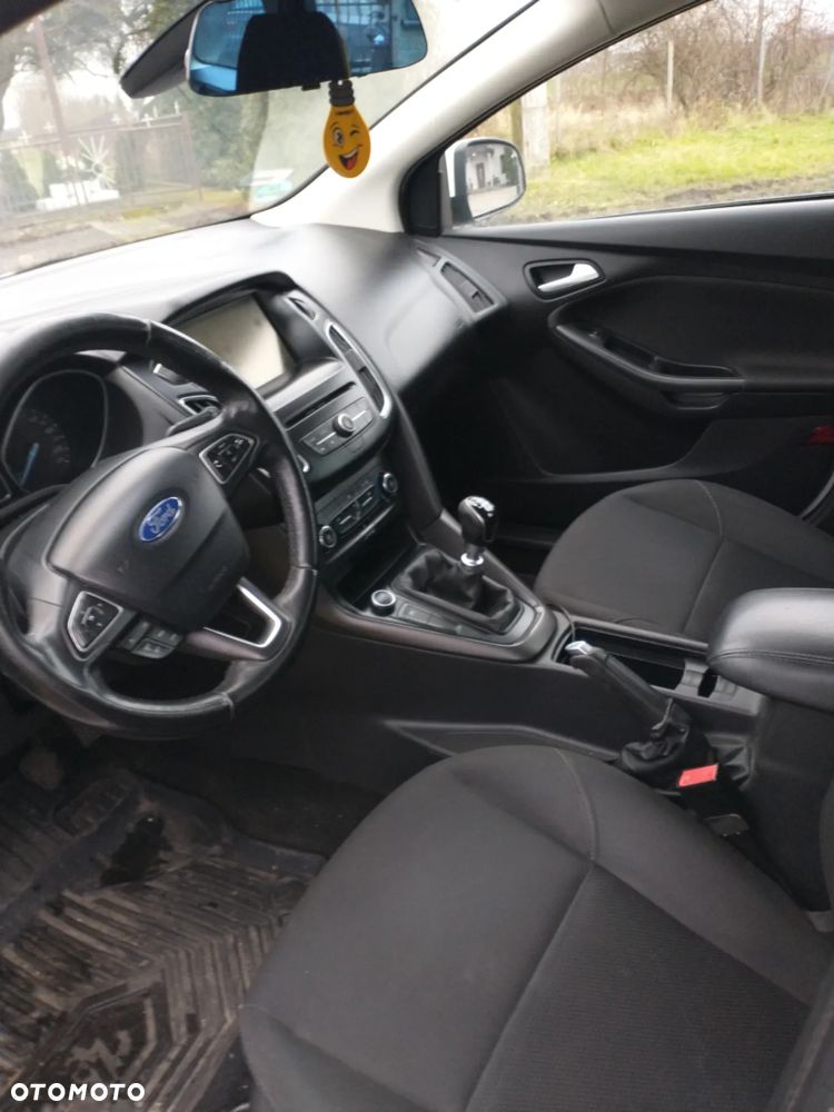 Ford Focus 1.5 TDCi Titanium - 10