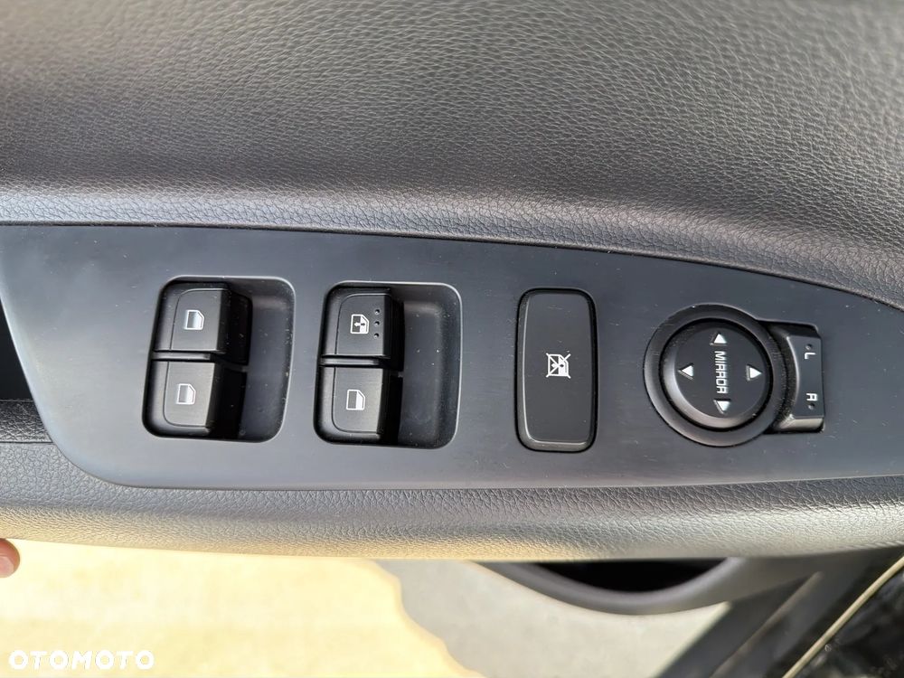 Kia Stonic 1.0 T-GDI M - 24