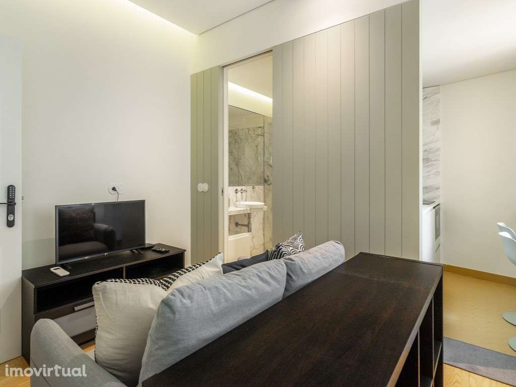 Brand new Excelent T0 at R. de Santa Catarina, with elevator - Grande imagem: 4/14