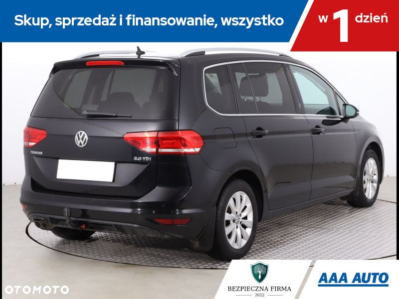 Volkswagen Touran - 6