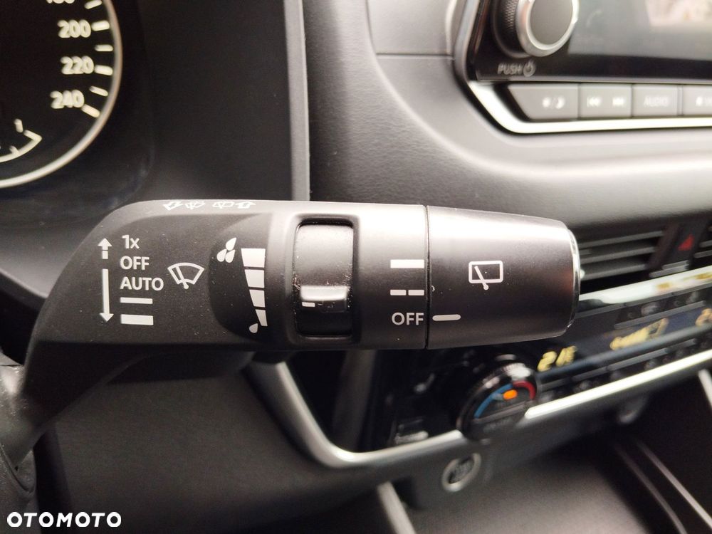 Nissan Qashqai 1.3 DIG-T mHEV Acenta Xtronic - 23