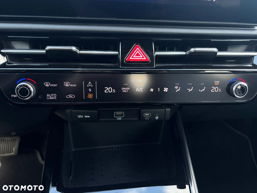 Kia Niro 1.6 GDI Hybrid Business Line - 19
