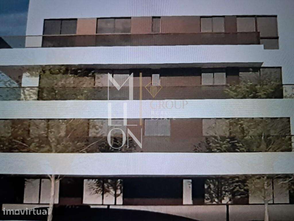 Apartamento T2 a poucos metros da rotunda de Santo Ovídio, Vila Nova d - Grande imagem: 2/2