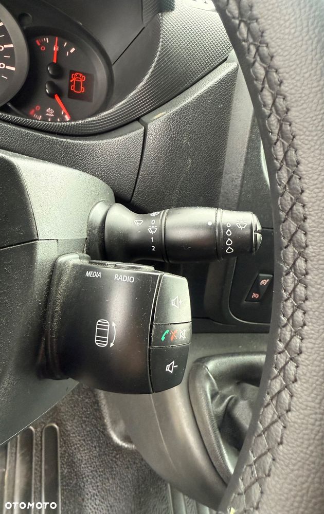 Renault MASTER L2H2 GWARANCJA, klima, hak,navi, tempomat czujniki pdc halogeny - 17