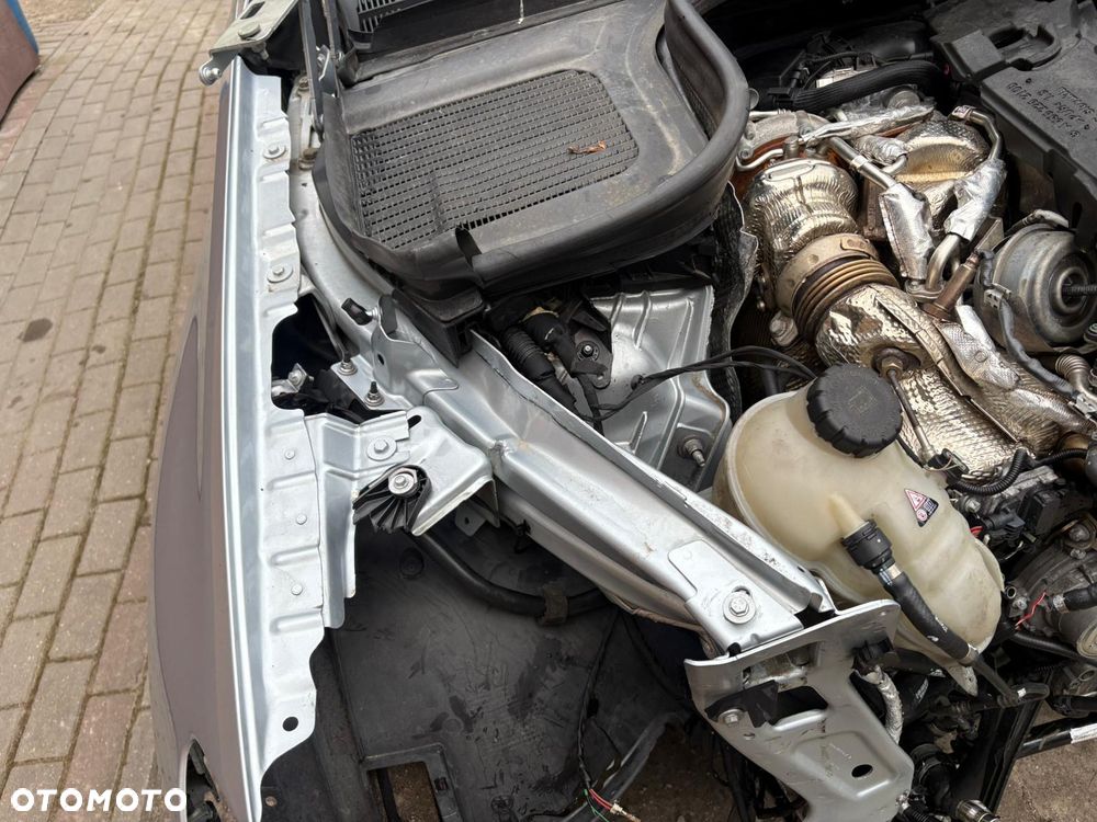 Mercedes-Benz GLE 400 d 4Matic 9G-TRONIC AMG Line - 10