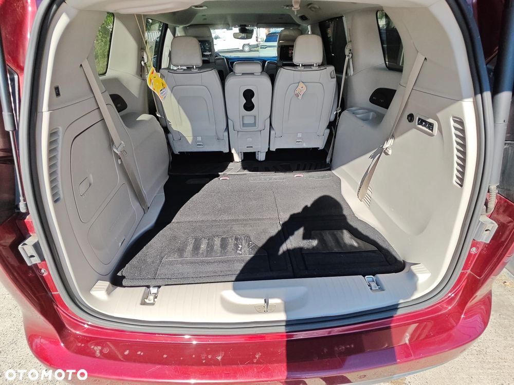 Chrysler Pacifica - 37