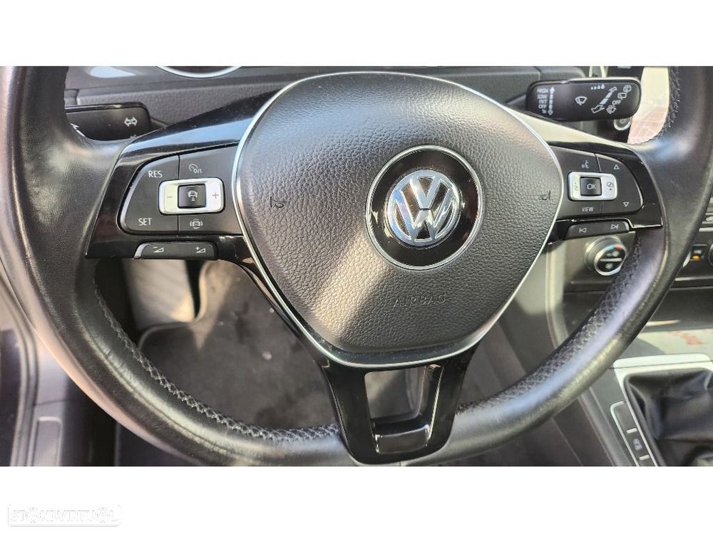 VW Golf Variant 1.6 TDi Confortline - 12