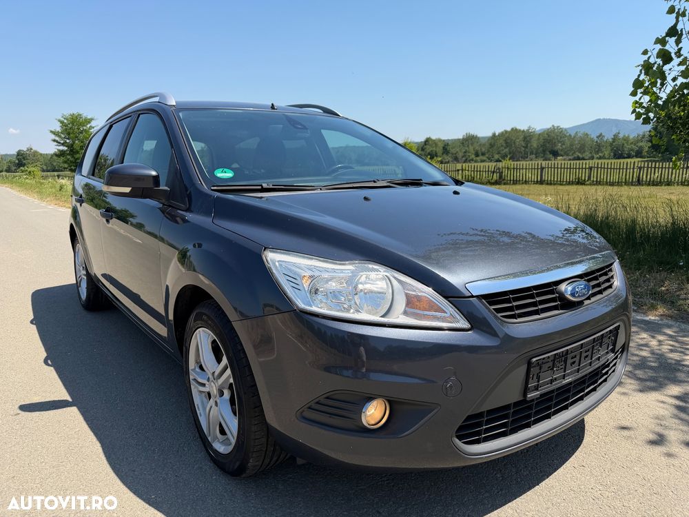 Ford Focus 1.6 Ghia - 1
