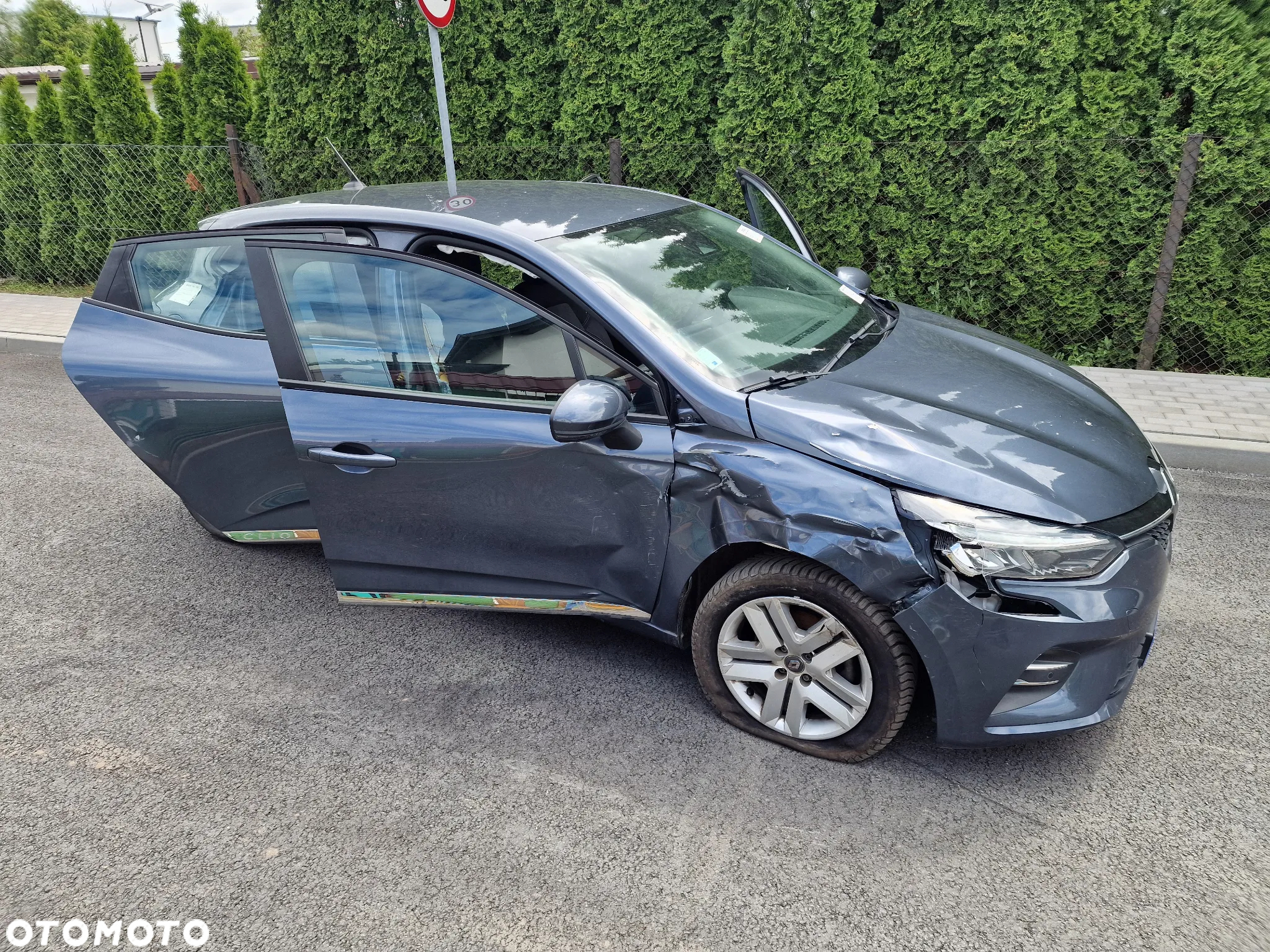 Renault Clio BLUE dCi 100 EVOLUTION - 16