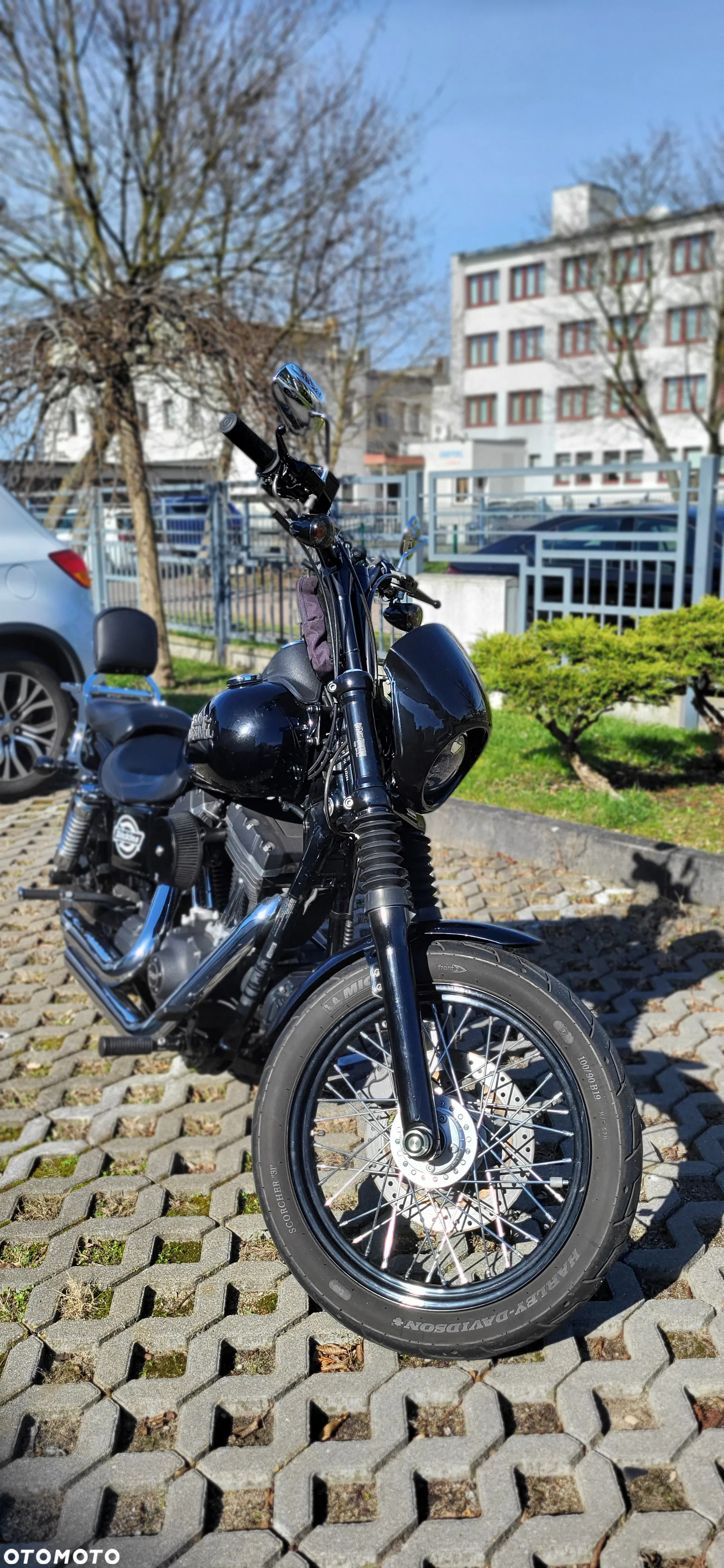 Harley-Davidson Dyna Street Bob - 3