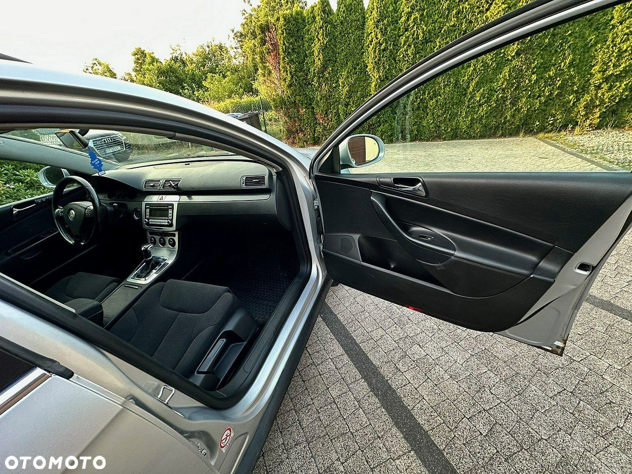 Volkswagen Passat - 6