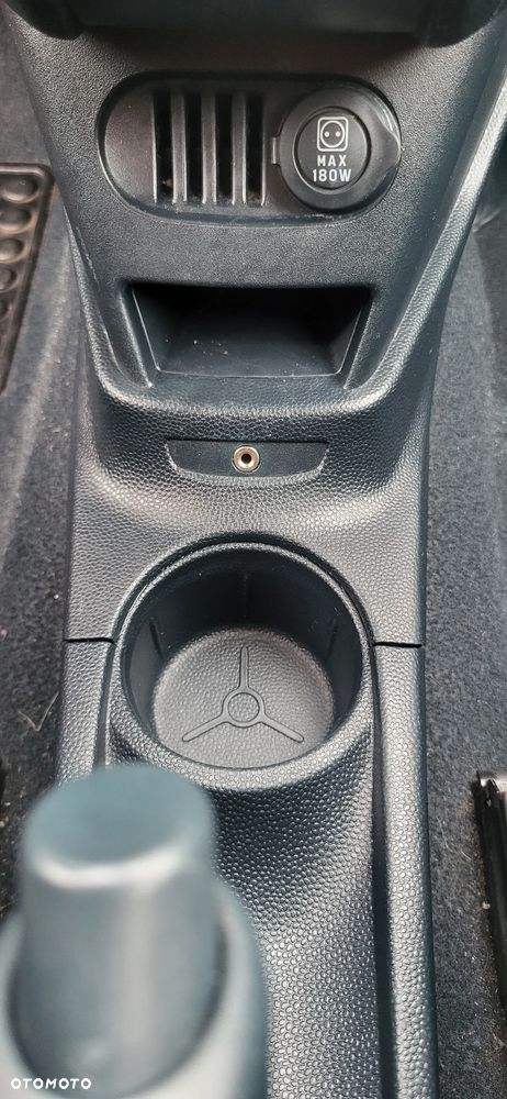 Ford KA 1.2 Concept+ - 23