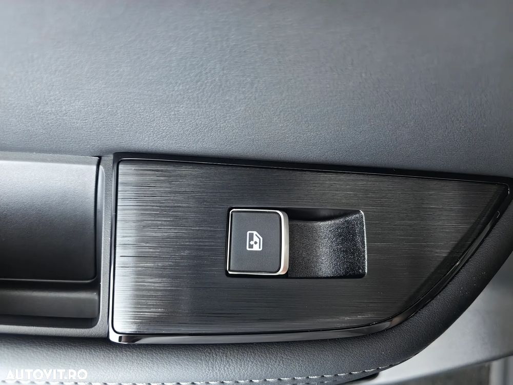 Nissan X-Trail e4ORCE 5 locuri Tekna - 24