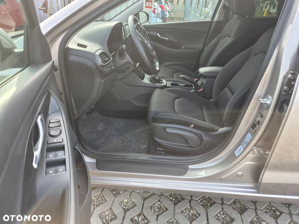 Hyundai i30 1.4 T-GDI Passion Plus - 16