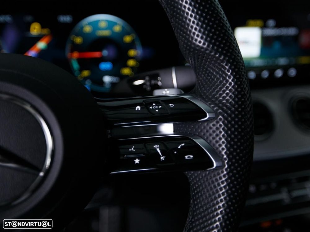 Mercedes-Benz E 300 de AMG Line - 18