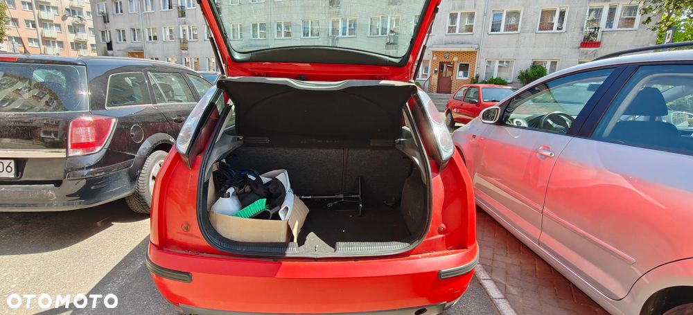 Ford Focus 1.4 Ambiente - 13