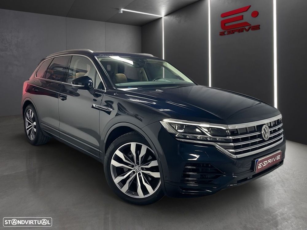 VW Touareg 3.0 TDI V6 Elegance Plus - 4