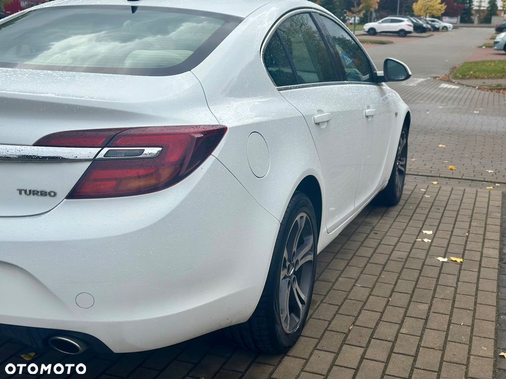 Opel Insignia - 13